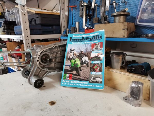 Manuale di Officina Completo Lambretta Martin Sticky Round - immagine 6